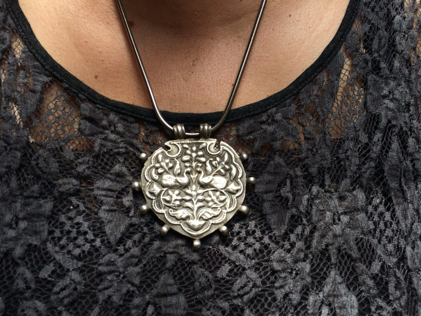 Vintage Rajasthan Indian Old Sterling Silver Pendant Necklace