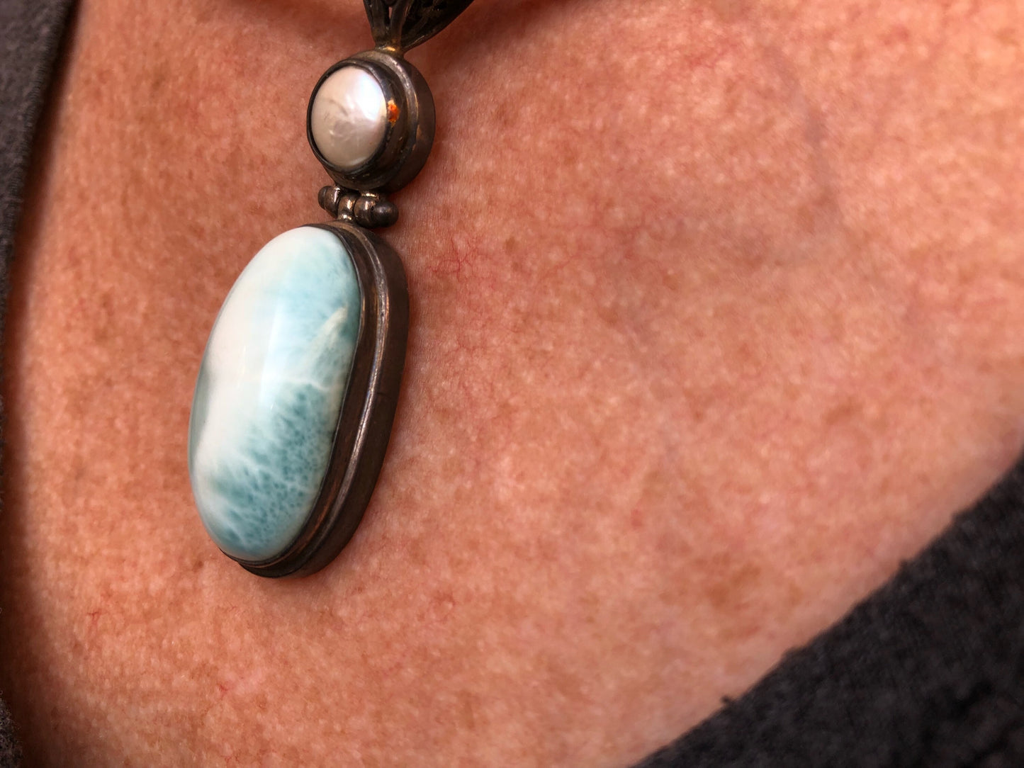 Sterling Silver Choker with Pearl and Agate Pendant