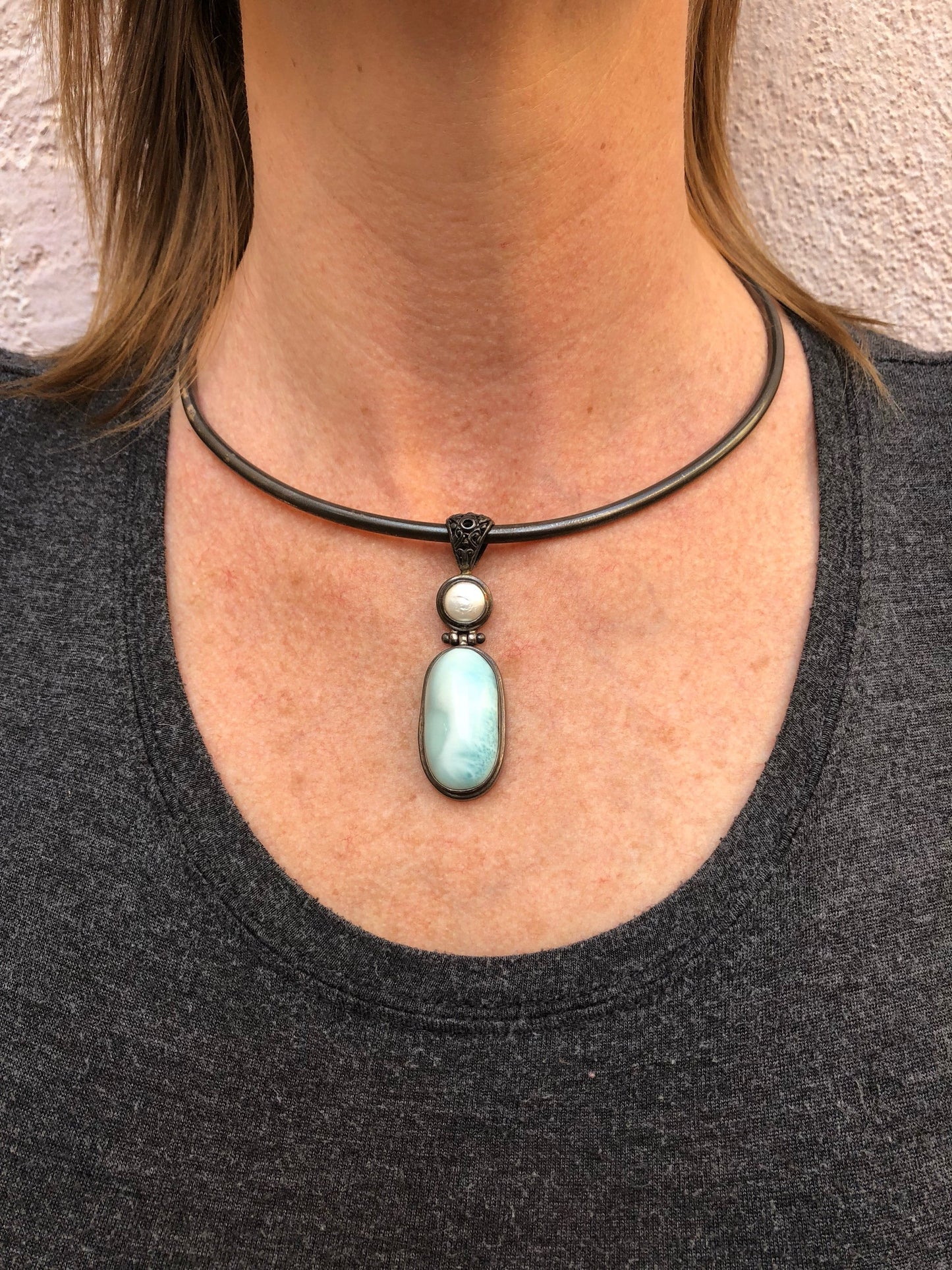 Sterling Silver Choker with Pearl and Agate Pendant