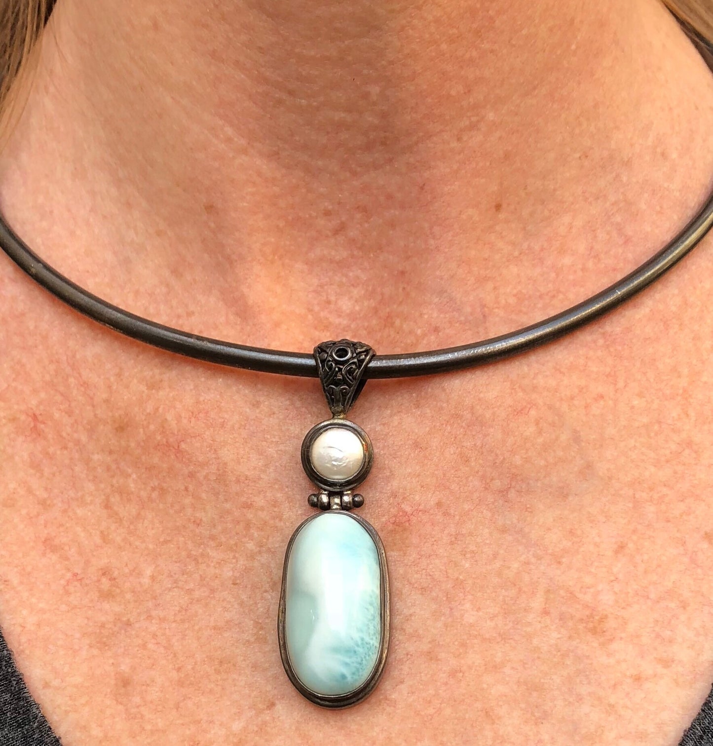 Sterling Silver Choker with Pearl and Agate Pendant
