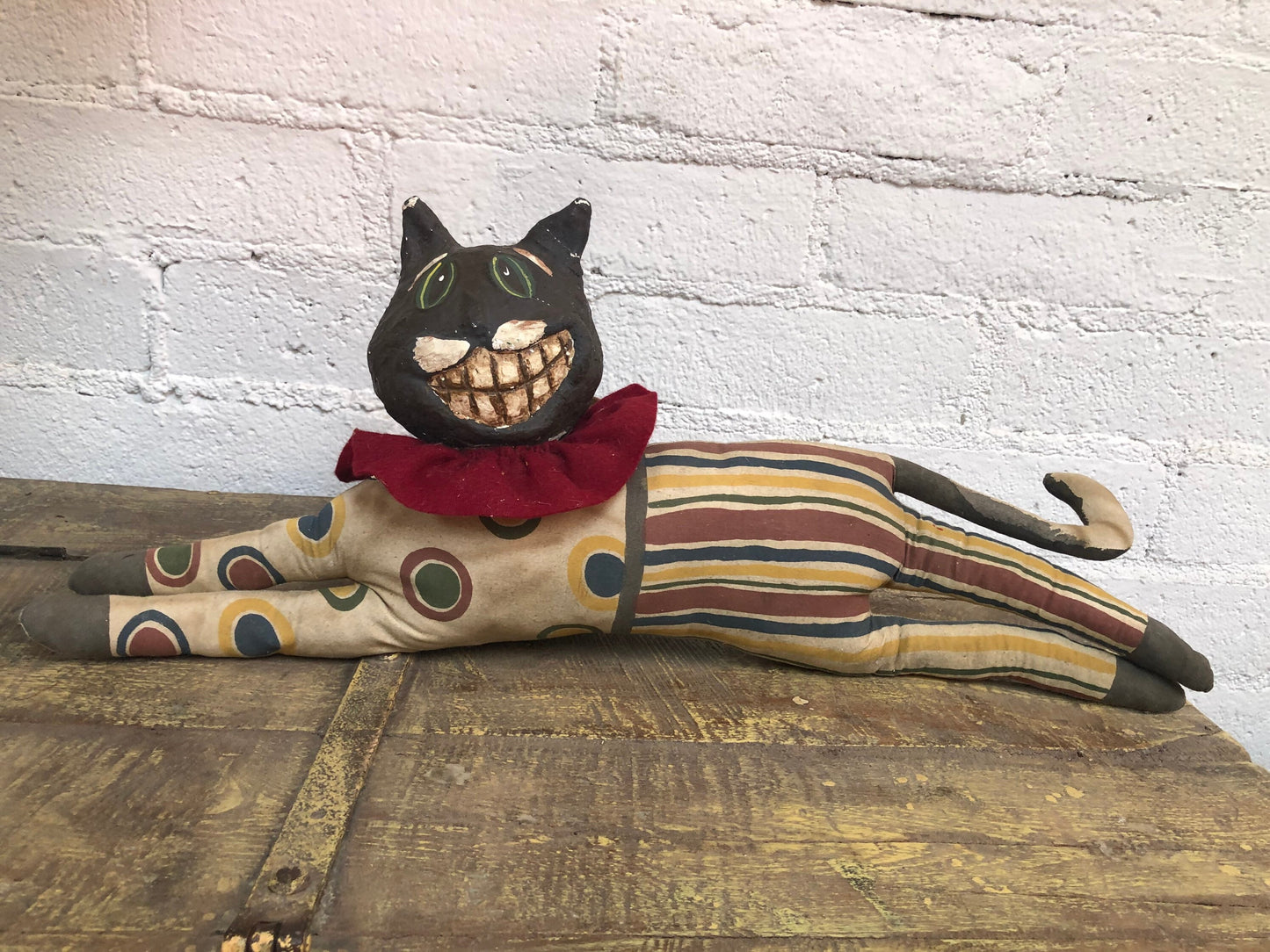 Vintage Handmade Folk Art Cheshire Cat