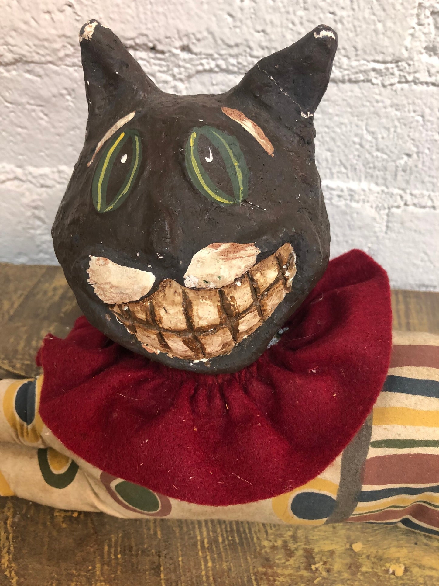 Vintage Handmade Folk Art Cheshire Cat