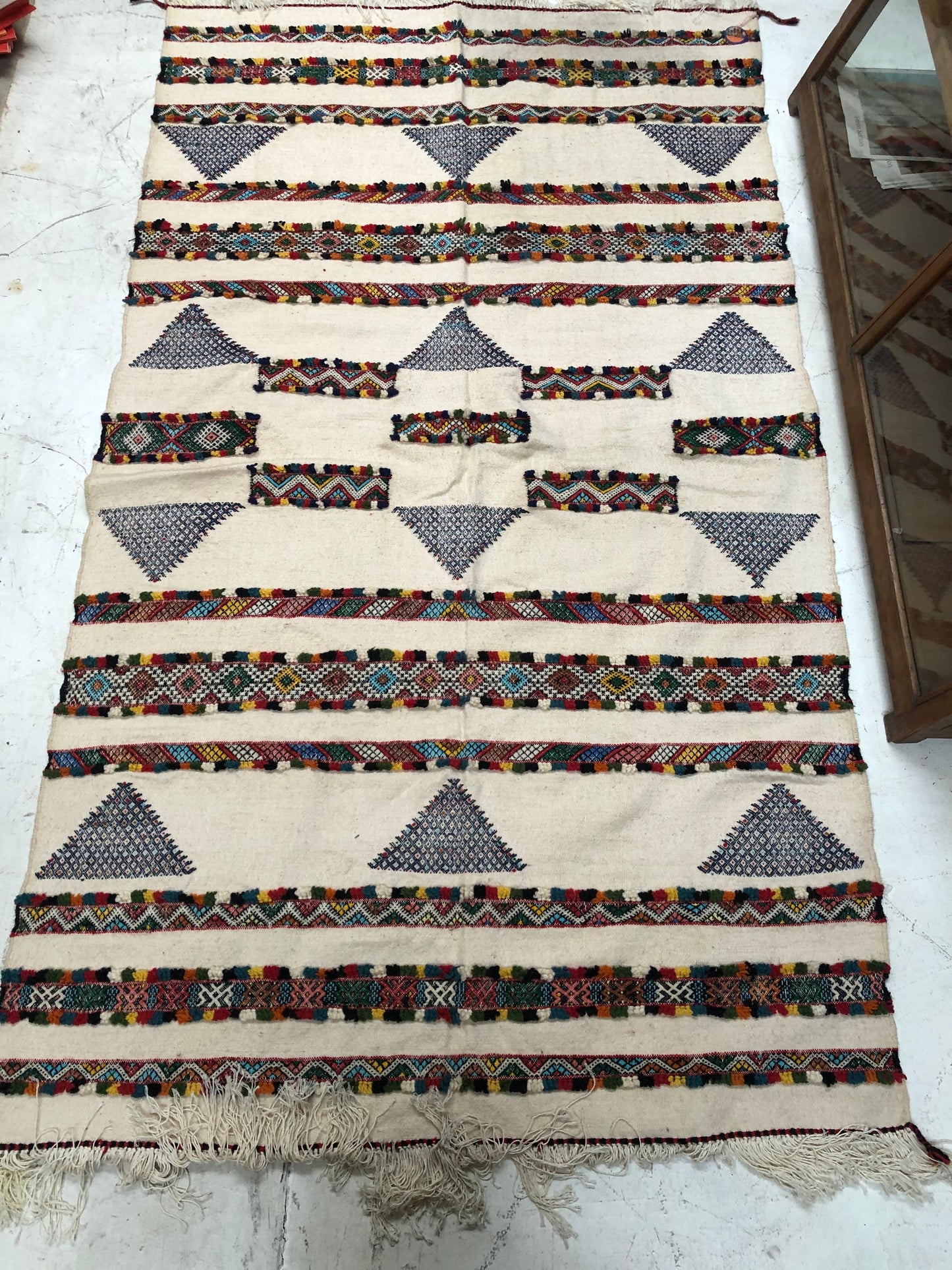 Ethnic Boho Hand Loomed White Area Rug with Graphic Color Design