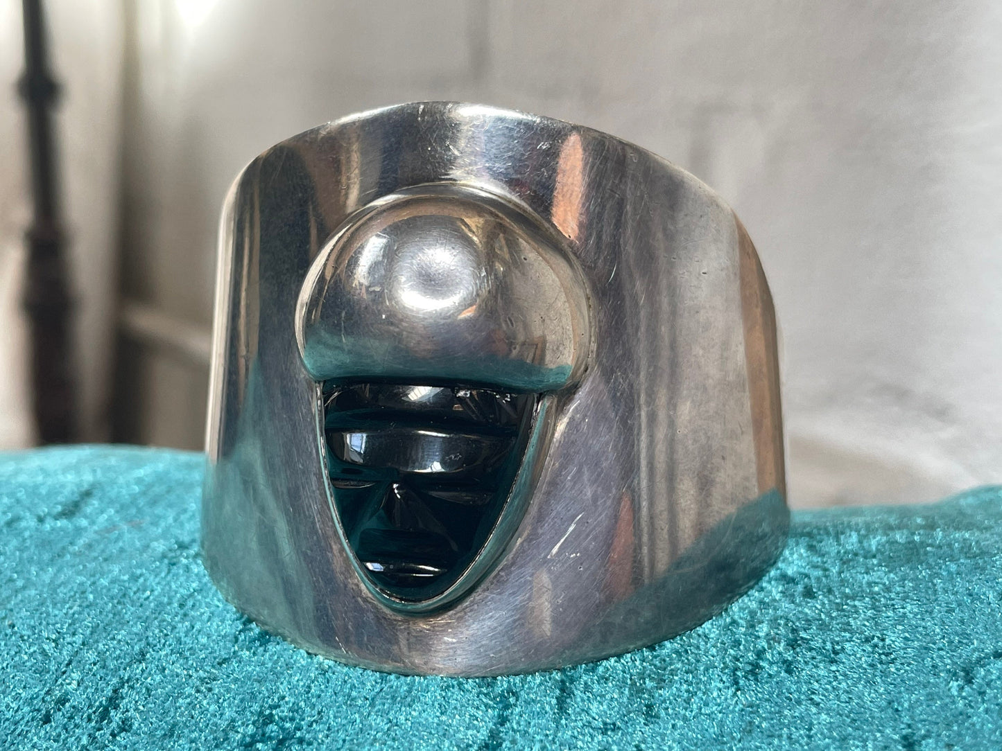 Vintage Espinosa Mexican Sterling Silver Signed Black Onyx Indigenous Head Cuff Bracelet
