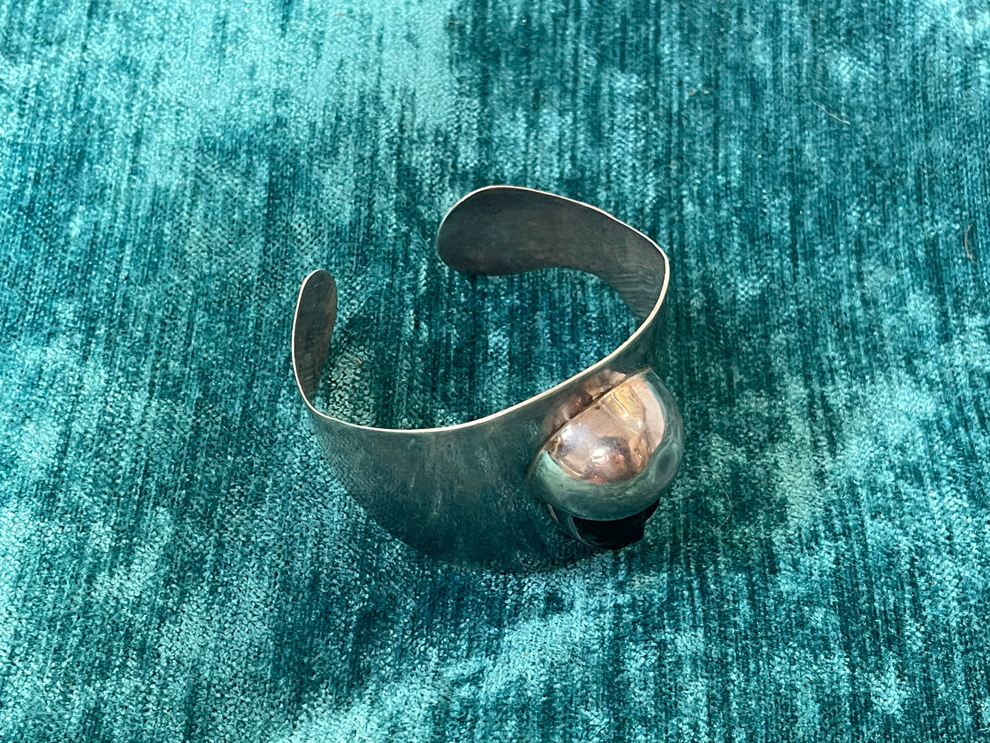 Vintage Espinosa Mexican Sterling Silver Signed Black Onyx Indigenous Head Cuff Bracelet