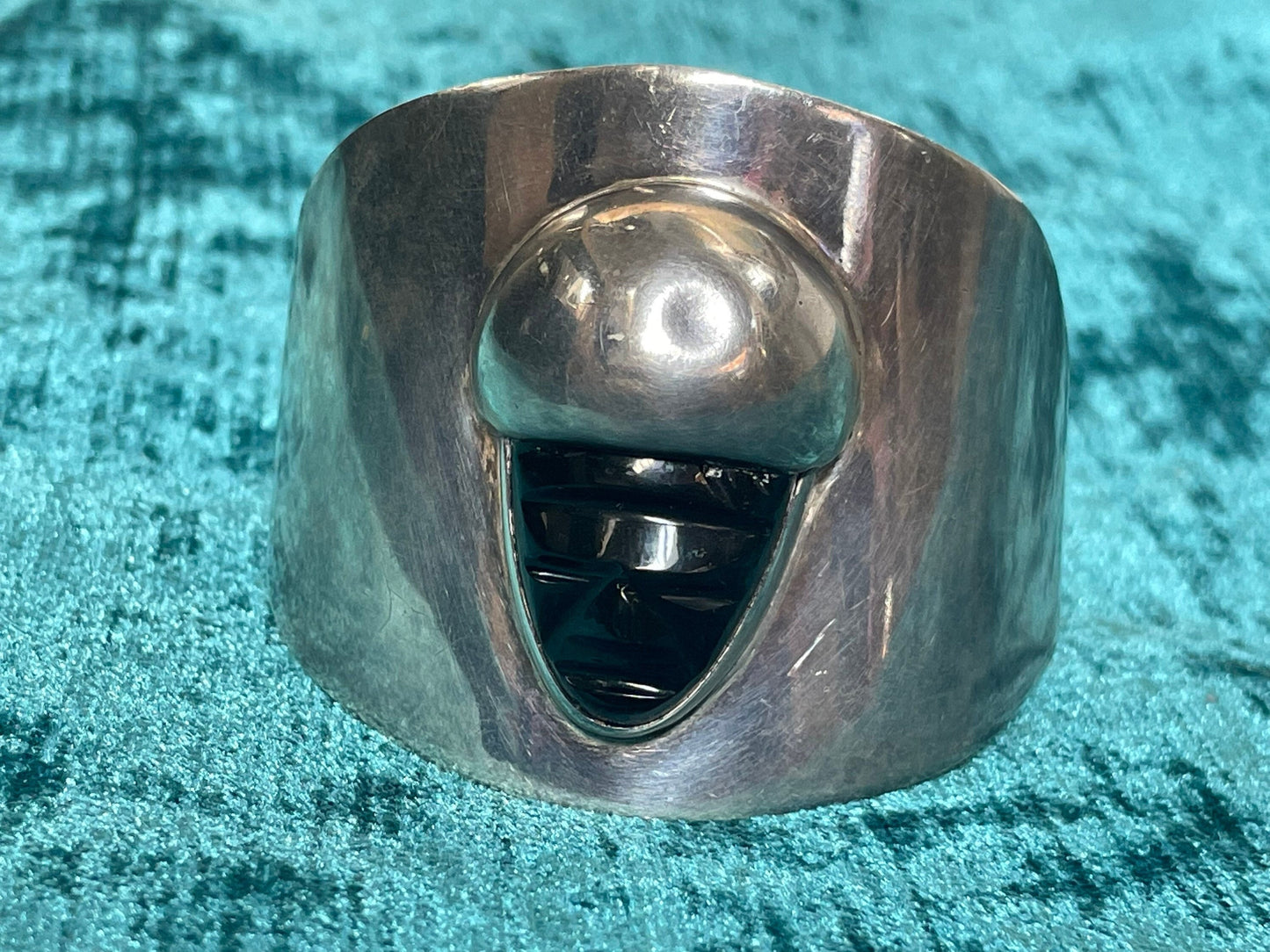 Vintage Espinosa Mexican Sterling Silver Signed Black Onyx Indigenous Head Cuff Bracelet