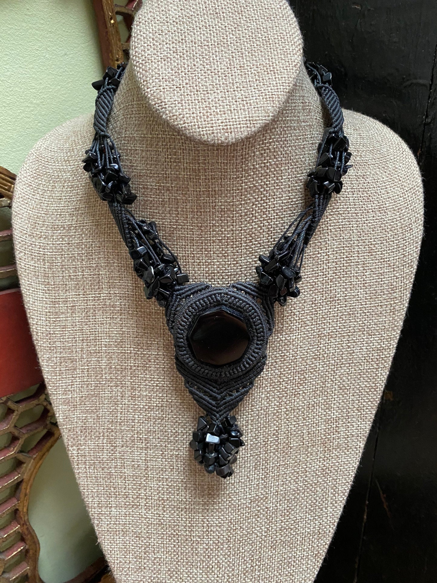 Handmade Macrame Black Stone Victorian-Style Black Necklace