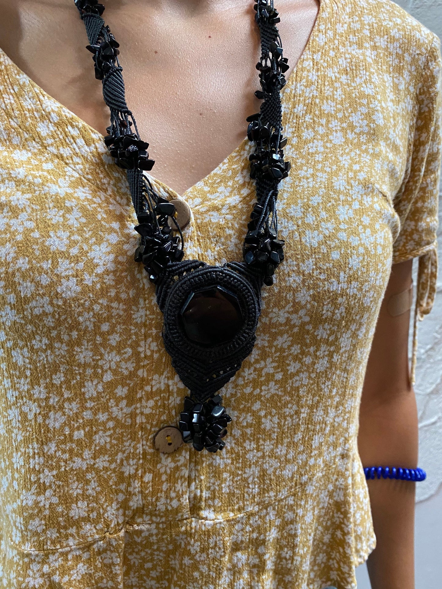 Handmade Macrame Black Stone Victorian-Style Black Necklace