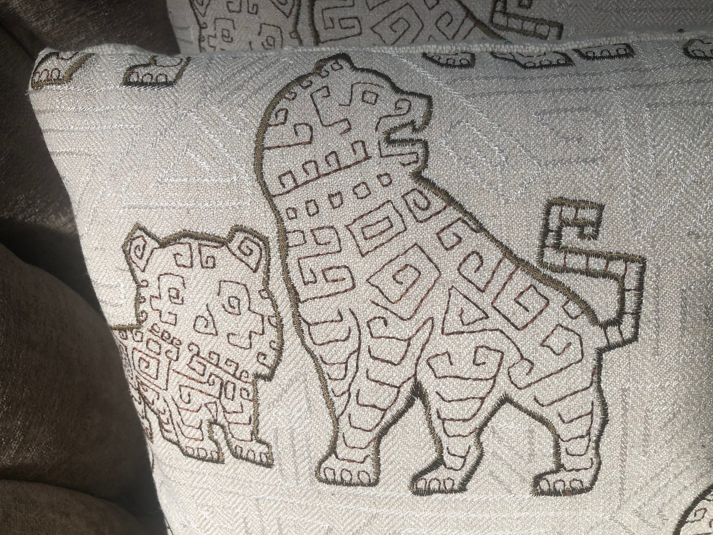 Primitive Feline Linen Pillow