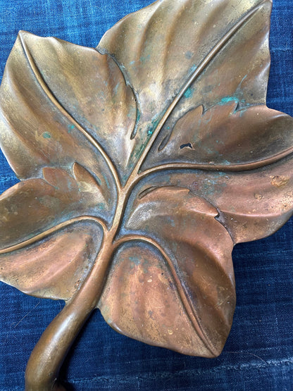 Vintage Leaf Bowl Tray