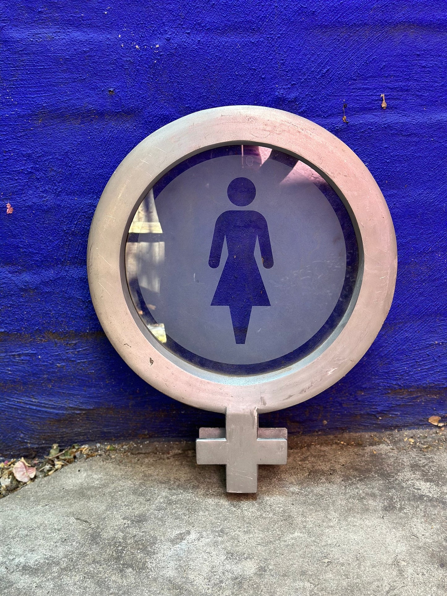 Vintage Woman Bathroom Signage