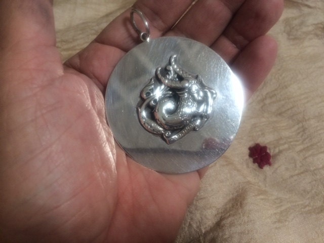 Beautiful Signed Cini Sterling Silver 3-D Capricorn Medallion Disk