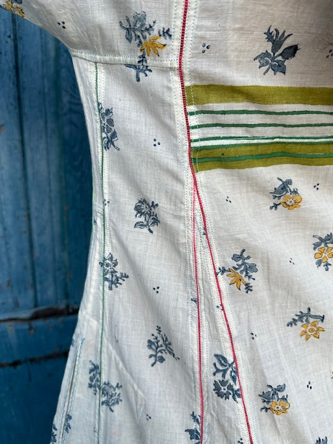 Injiri  Amber-136   Beige & Blue/Yellow Flowers  Dress  Small
