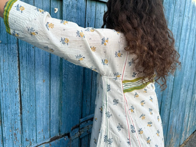 Injiri  Amber-136   Beige & Blue/Yellow Flowers  Dress  Small