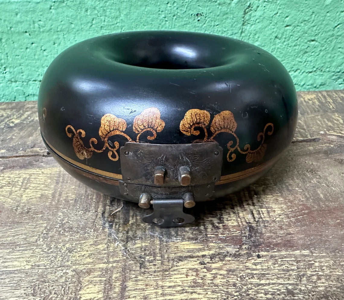 Vintage Decorative Asian Round Box