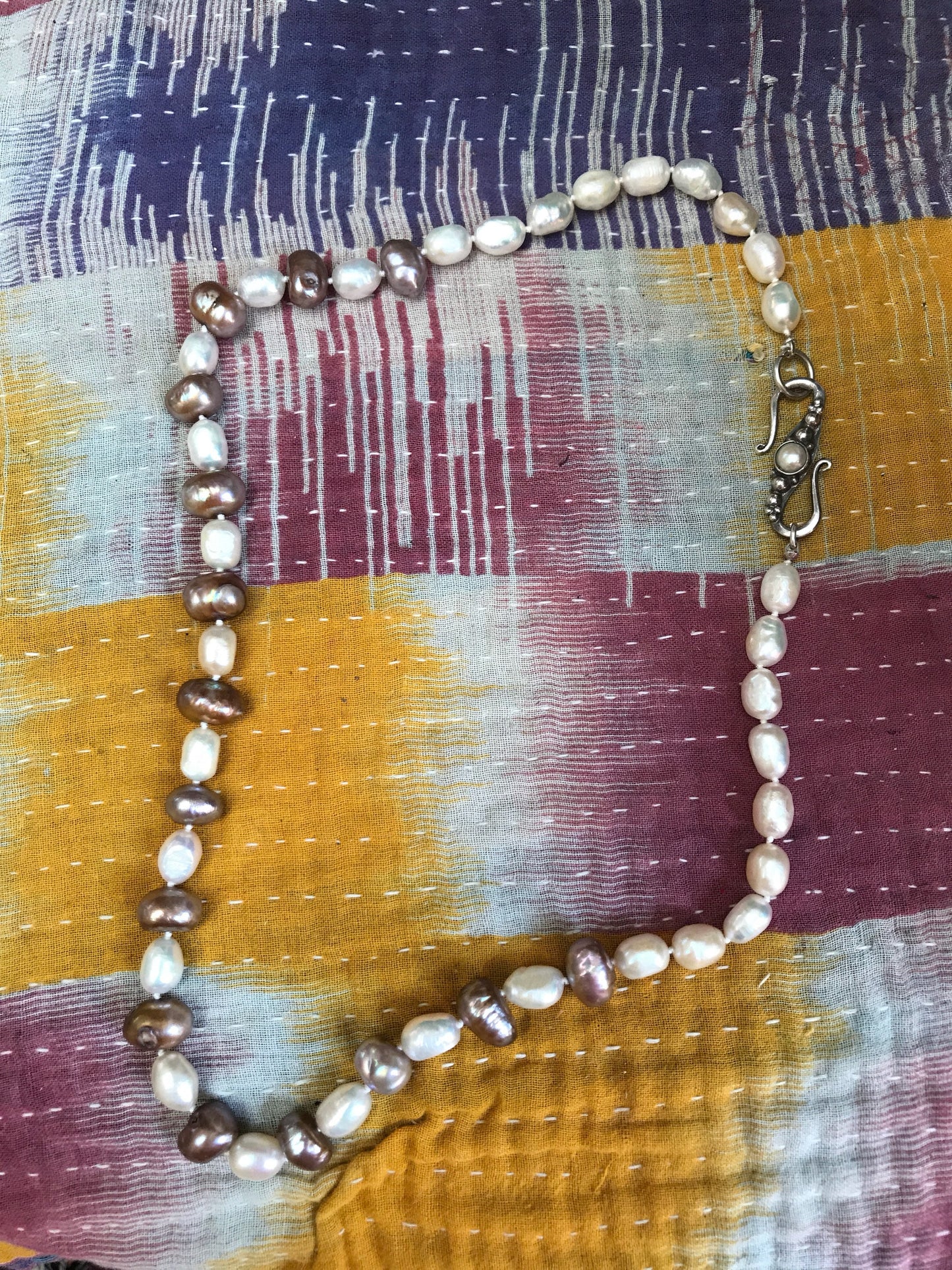 White & Purple Pearl Necklace with Elegant Clasp