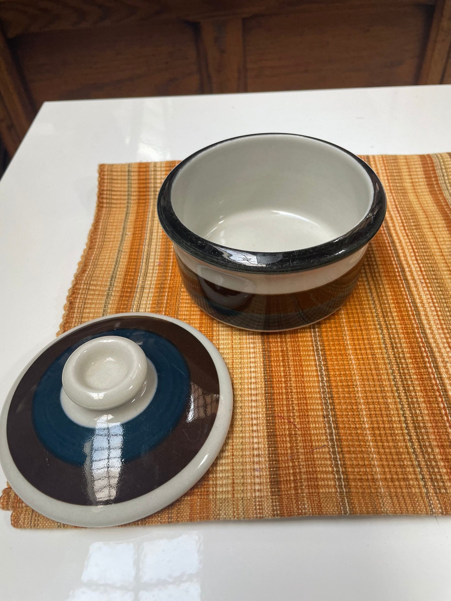 Vintage 1970s Arabia Finland Ceramic Sugar Bowl and Cream Set Named “Kaira” by Anna Jastinen-Winquist