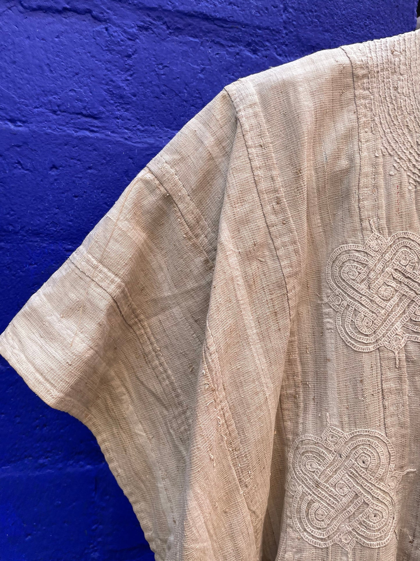 Vintage African Hausa Chief's Robe Hand Embroidered and Hand Woven Linen Beige Dress Tunic Kaftan